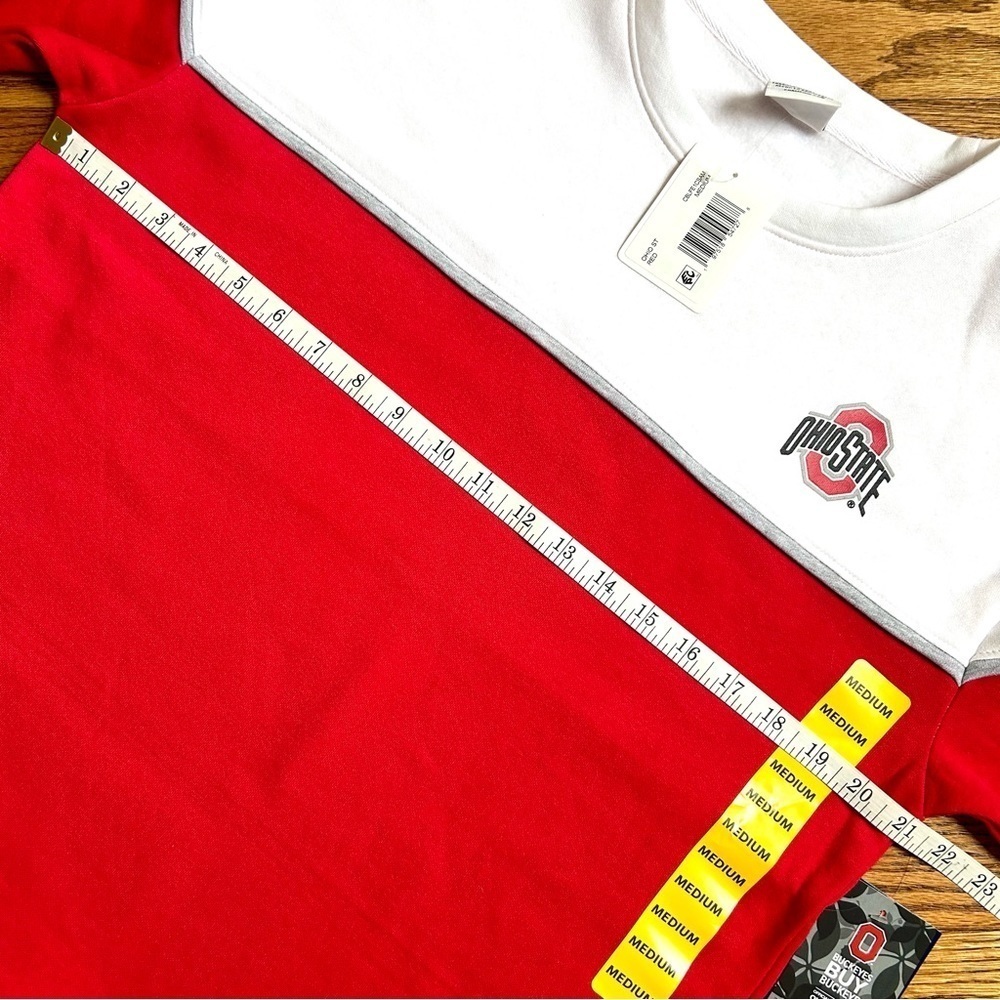 New Champion Women’s Ohio State Buckeyes Red & White Pullover Sweatshirt Sz M - Picture 8 of 16